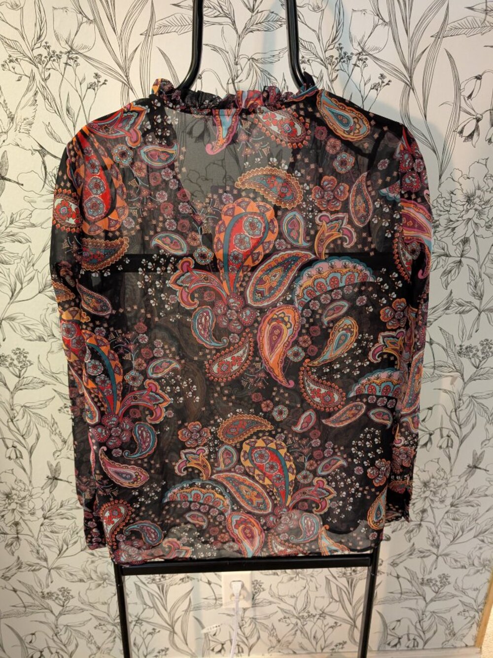 Tristan Paisley Print Blouse NWT Size Medium - Picture 2 of 12